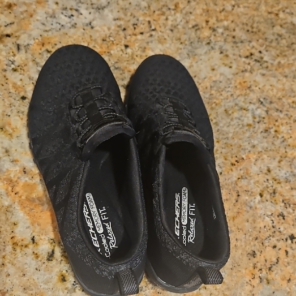 Skechers Summit Sneakers - Picture 5 of 10